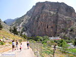 JustGreece.com The begin of the korte Samaria-tocht in Agia Roumeli | Chania Crete | Greece - Foto van JustGreece.com