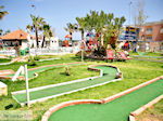 JustGreece.com Midget golfen in Platanias  | Chania | Crete - Foto van JustGreece.com