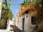 JustGreece.com Steegje in oud Stalos (Ano Stalos)  | Chania | Crete - Foto van JustGreece.com