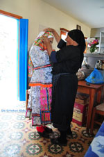 Traditionele klederdracht Olympos Karpathos | Greece  Photo 004 - Photo JustGreece.com
