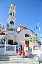 JustGreece.com Traditionele klederdracht Olympos Karpathos | Greece  Photo 015 - Foto van JustGreece.com