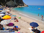 JustGreece.com The levendige beach of Agios Nikitas - Lefkada (Lefkas) - Foto van JustGreece.com
