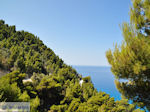 JustGreece.com Groene hellingen near Egremni-beach - Lefkada (Lefkas) - Foto van JustGreece.com