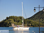 JustGreece.com Zeilboten The harbour of Nidri (Nydri) Photo 4 - Lefkada (Lefkas) - Foto van JustGreece.com