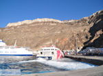 JustGreece.com The harbour of Athinios Santorini (Thira) - Photo 17 - Foto van JustGreece.com