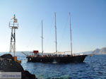 The harbour of Athinios Santorini (Thira) - Photo 18 - Photo JustGreece.com