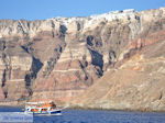 JustGreece.com The harbour of Athinios Santorini (Thira) - Photo 28 - Foto van JustGreece.com