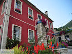 Hotel Porfyron in the small village Ano Pedina foto1 - Zagori Epirus - Photo JustGreece.com