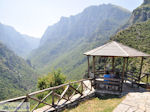 Vikos gorge vanuit Vikos Photo 2 - Zagori Epirus - Photo JustGreece.com