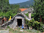 Stenen huisje in Vikos Village- Zagori Epirus - Photo JustGreece.com