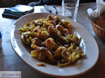 Mylopotamos keuken | Salade of spinazie wortels | Mount Athos Area Halkidiki | Greece - Photo JustGreece.com