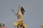 JustGreece.com Statue of Athena (4 m 11 cm): Academy of Athens - Foto van JustGreece.com