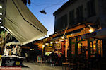 JustGreece.com Tradionele taverna on the Ifaistou street in Monastiraki Athens - Foto van JustGreece.com