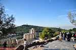 JustGreece.com The Theater of Herodes Atticus Athens - on the other site the Filopappou Athens hill - Foto van JustGreece.com