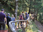 Afdaling to Kataraktis near Rovies and Osios David klooster - Photo JustGreece.com