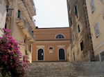 JustGreece.com Panagia Antivouniotissa Corfu town - Foto van JustGreece.com