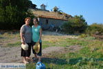 Maria Gritzeli with haar nicht Anastasta in Kontias Limnos (Lemnos) | Greece Photo 3 - Photo JustGreece.com