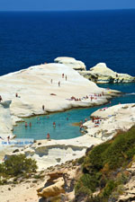 Sarakiniko Milos | Cyclades Greece | Photo 105 - Photo JustGreece.com