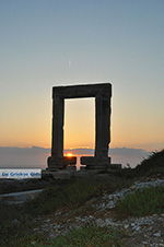 JustGreece.com Portara Naxos town - Cyclades Greece - nr 8 - Foto van JustGreece.com