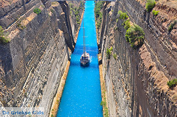 Kanaal Corinth - Peloponnese  Greece  Photo 2 - Foto van JustGreece.com