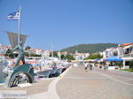 JustGreece.com Boulevard oude The harbour of Skiathos town Photo 2 - Foto van JustGreece.com