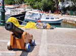 Kanon in the havntje of Skiathos-stad - Photo JustGreece.com