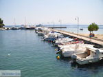 JustGreece.com Bootjes small harbour Koukounaries - Skiathos Photo 2 - Foto van JustGreece.com