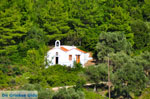 JustGreece.com Chappel buiten Skopelos town | Sporades | Greece  - Foto van JustGreece.com