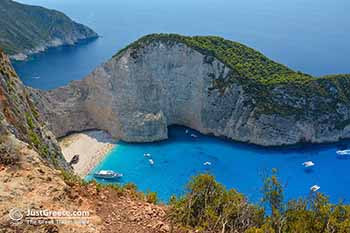 Shipwreck - Navagio Zakynthos - Ionian Islands -  Photo 3 - Foto van JustGreece.com